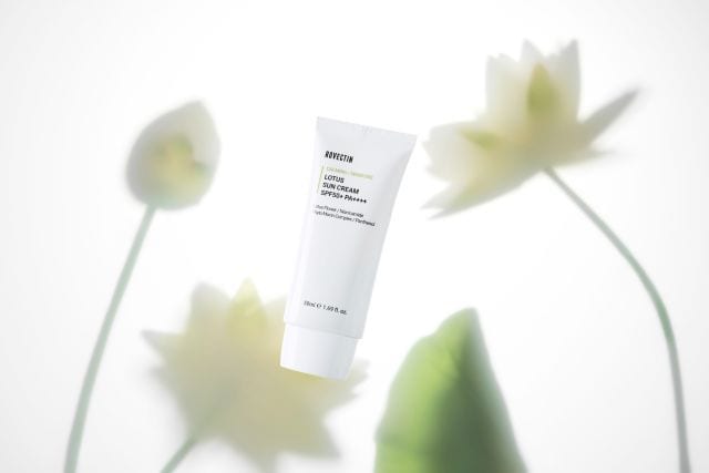 rovectin Calming Lotus Sun Cream SPF50 PA